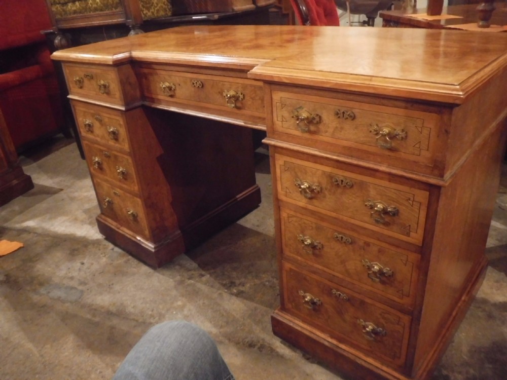 Good quality burr oak kneehole desk by Shapland and Petter View VIII