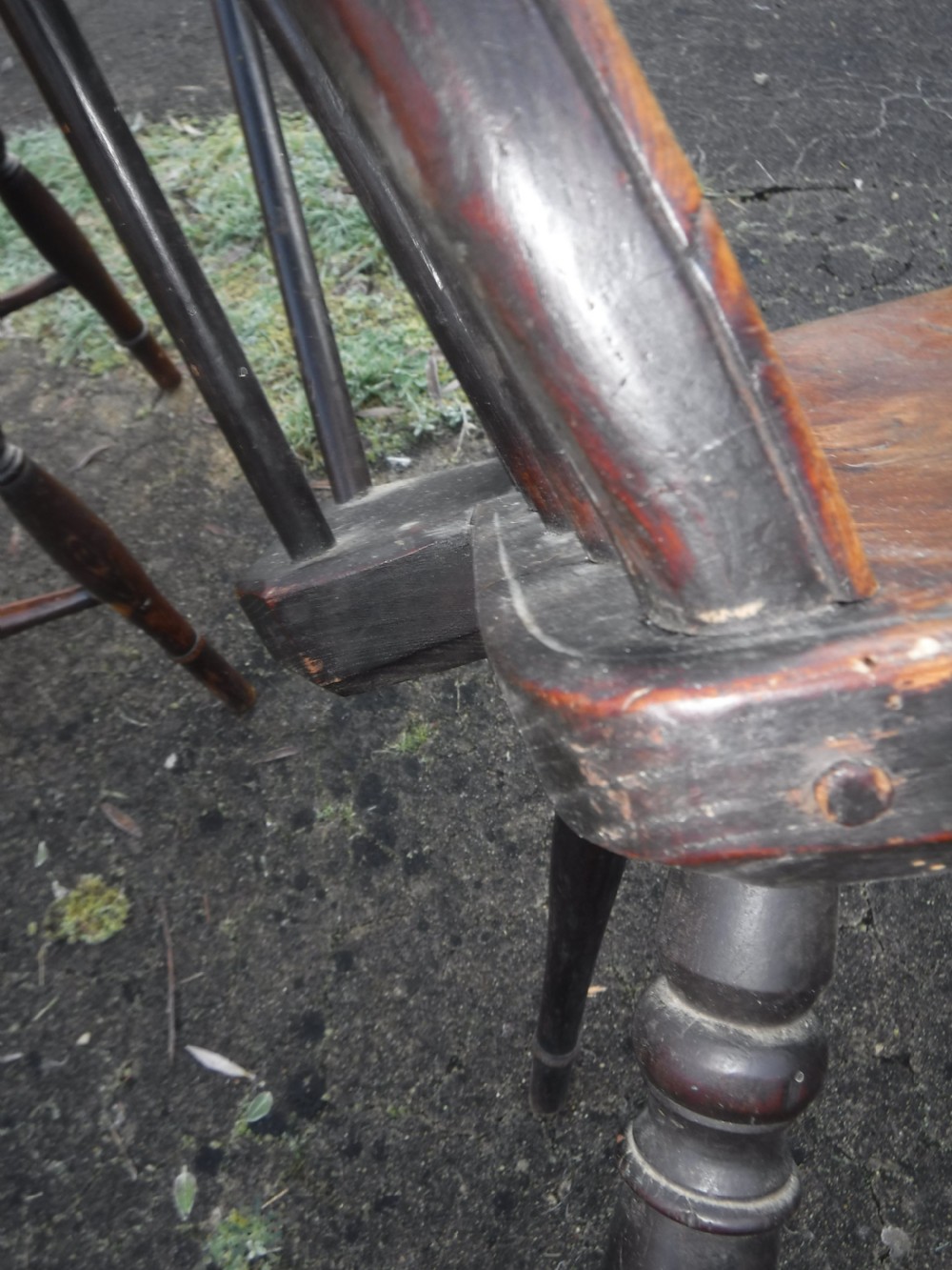 Pair of Early Victorian Windsor wheel back chairs View IX