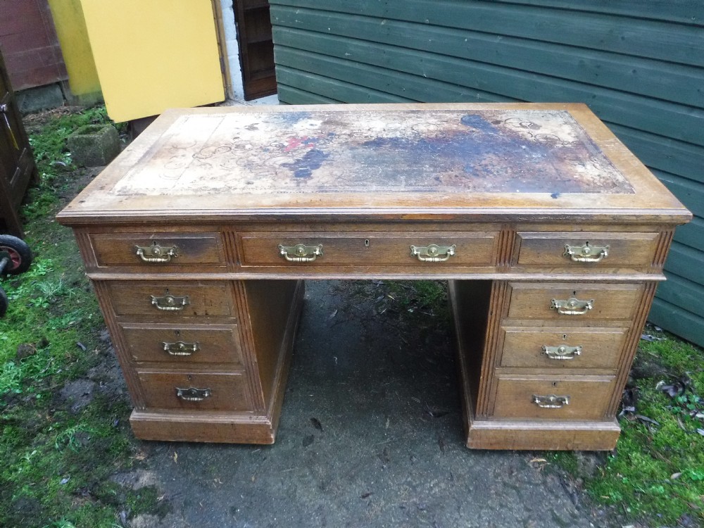 Late 19th century oak pedestal kneehole desk View VIII
