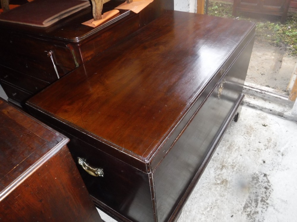  Late Georgian mahogany caddy top  blanket chest View VIII