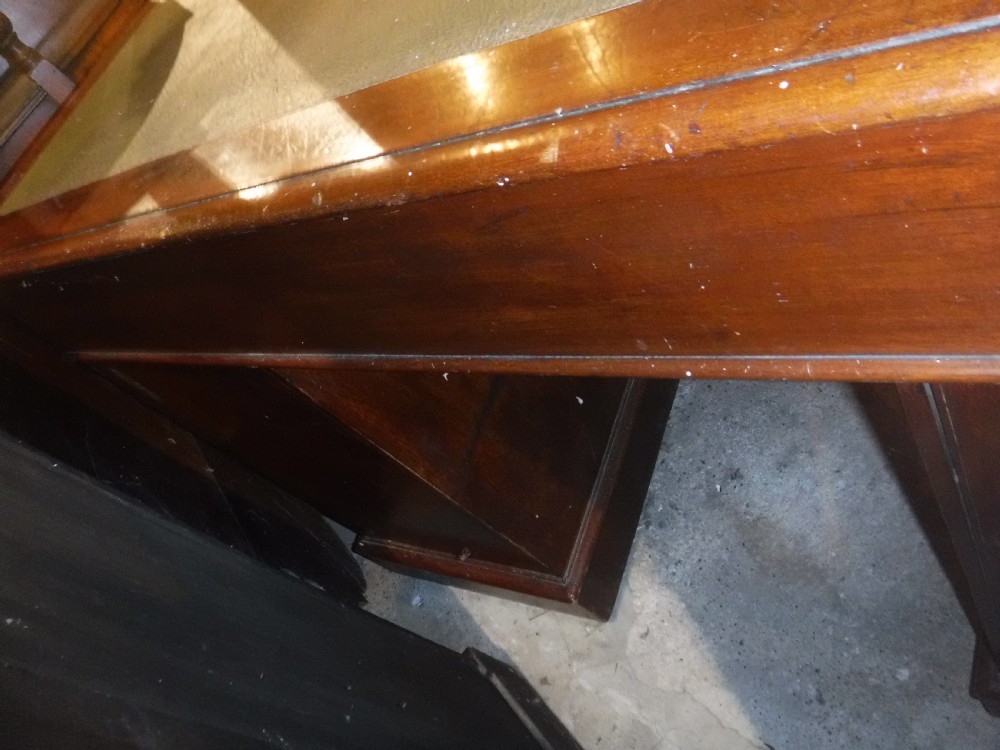 Victorian mahogany kneehole pedestal desk View IV