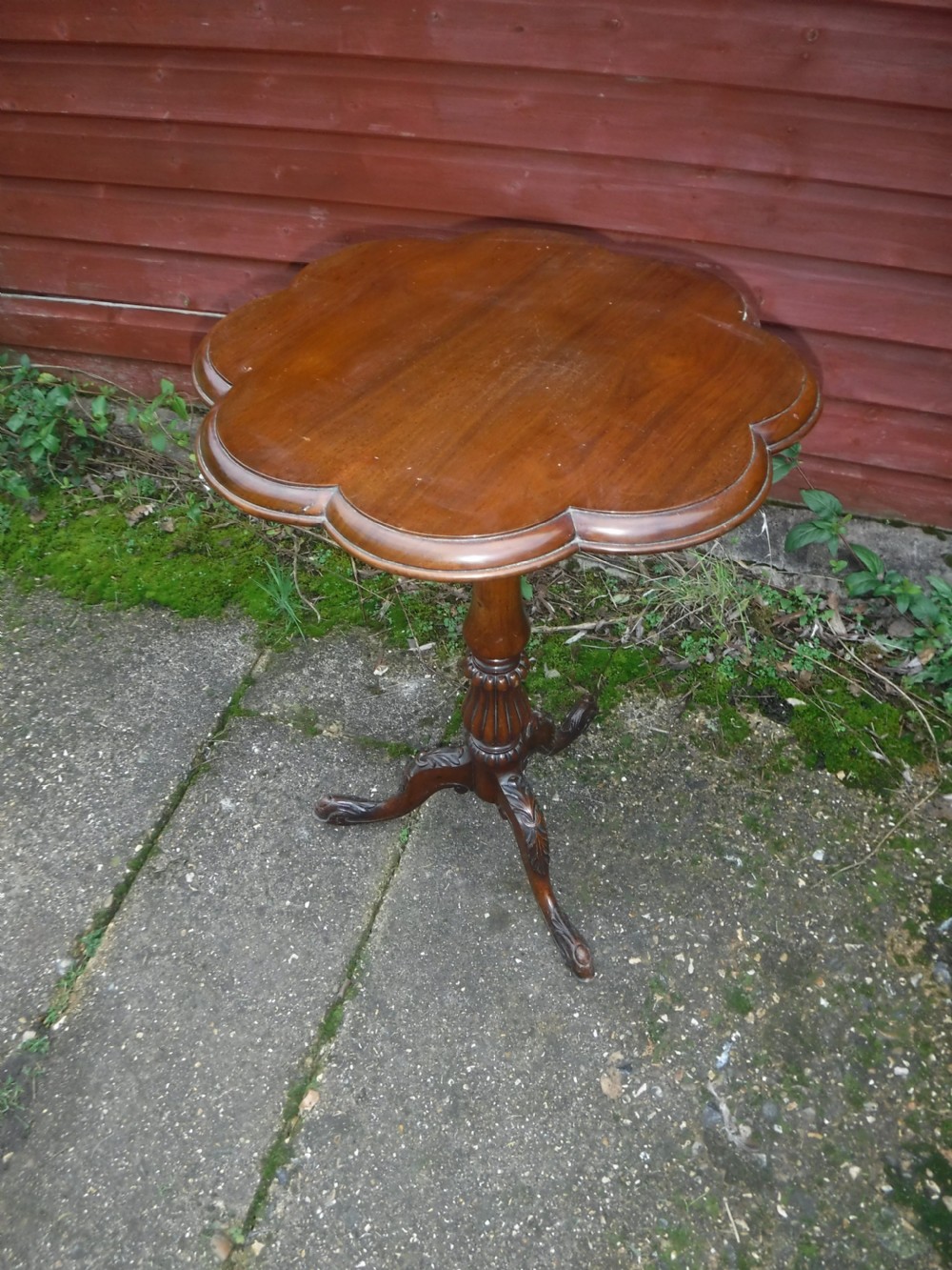 Victorian walnut tripod occasional table View IV