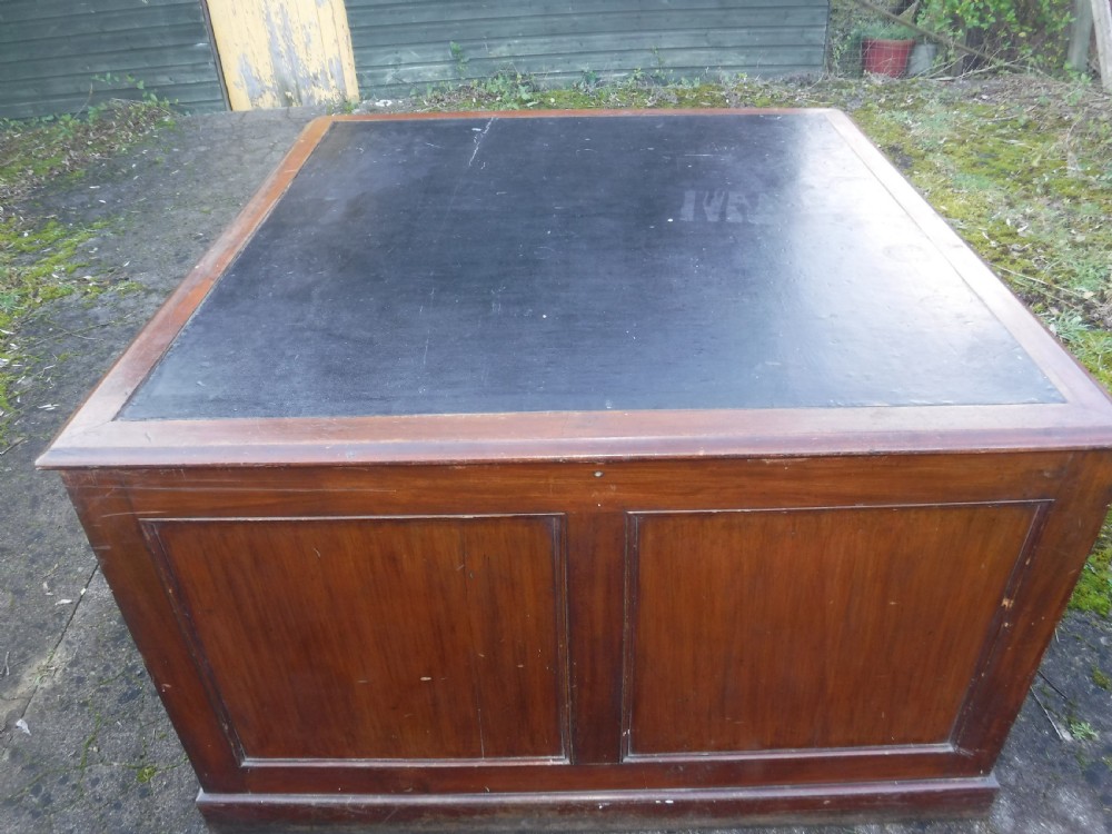 Late 19th century mahogany pedestal partners writing desk View IV