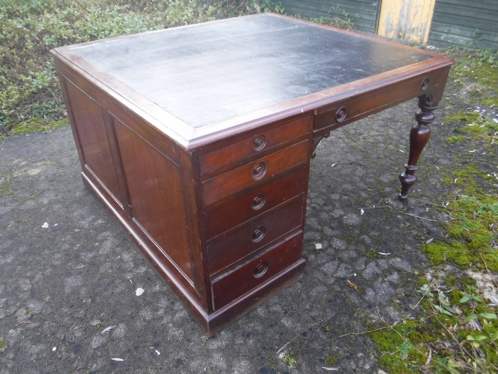Late 19th century mahogany pedestal partners writing desk View X