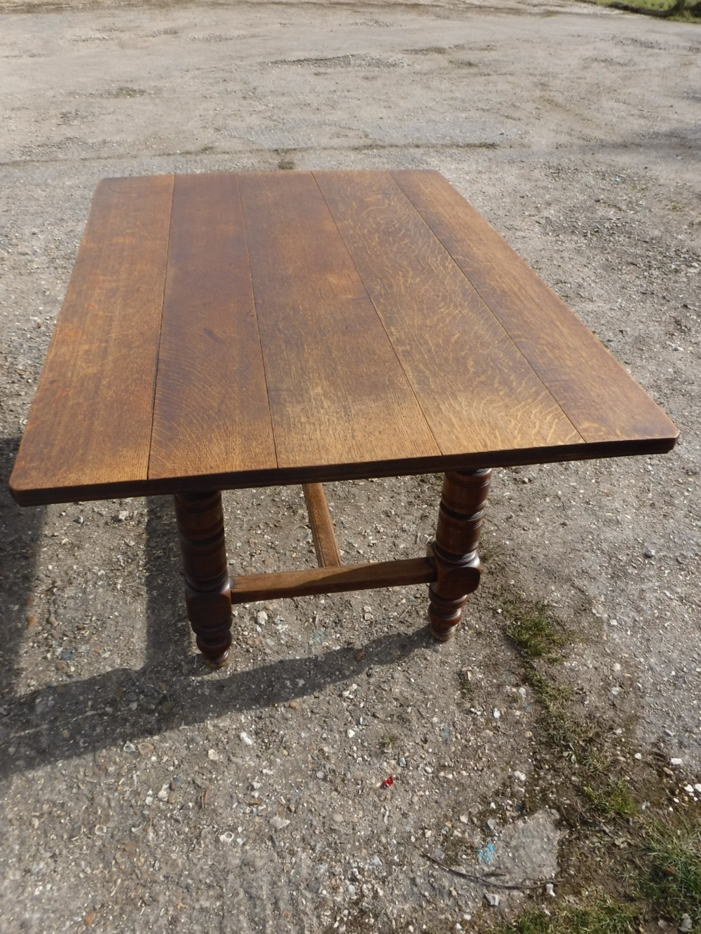 Good solid 8 seater 19th century oak kitchen table View VII