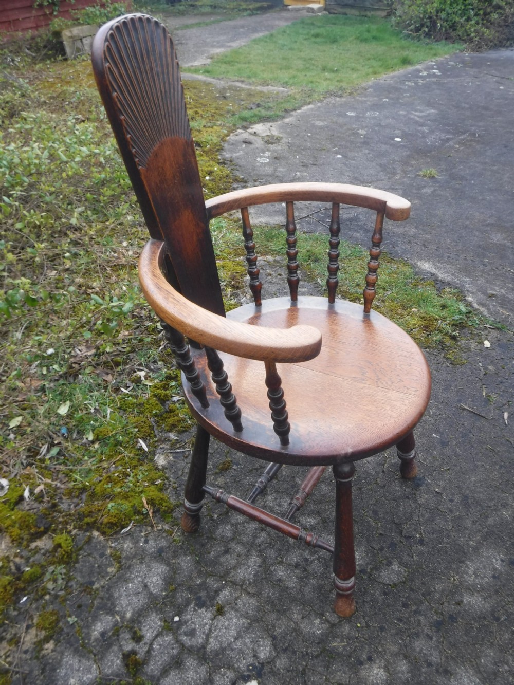 Unusual oak arts and crafts armchair View II