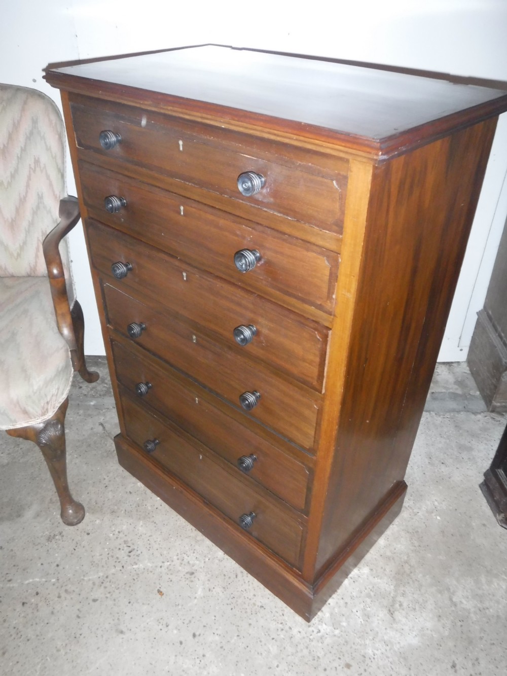 Edwardian mahogany 6 drawer wellington chest