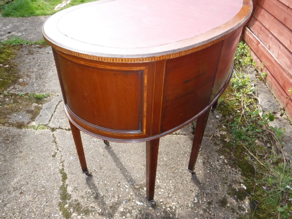 Edwardian inlaid mahogany kidney shaped writing desk View IV