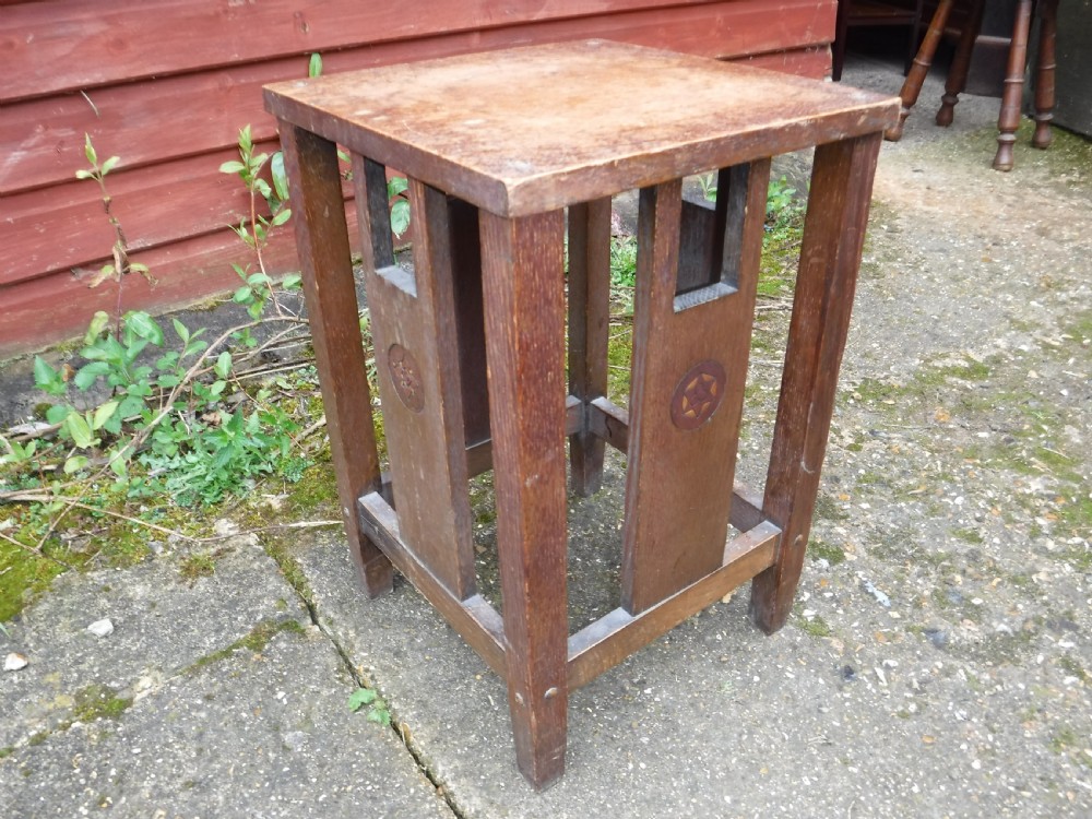 Oak arts and crafts occasional table