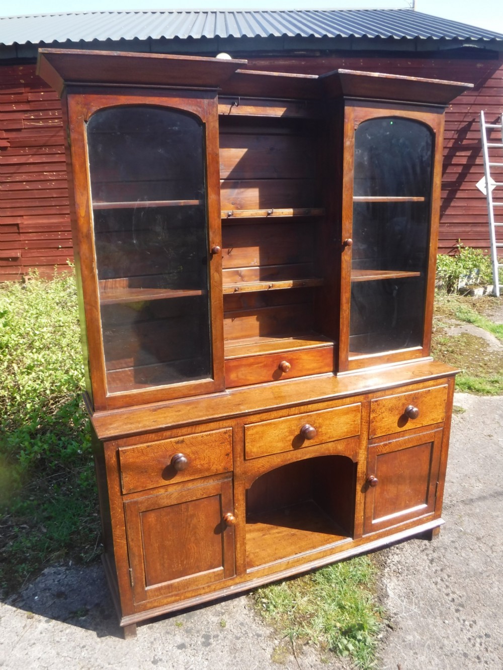 Early Victorian oak Welsh 2 part dresser of small size. View IX