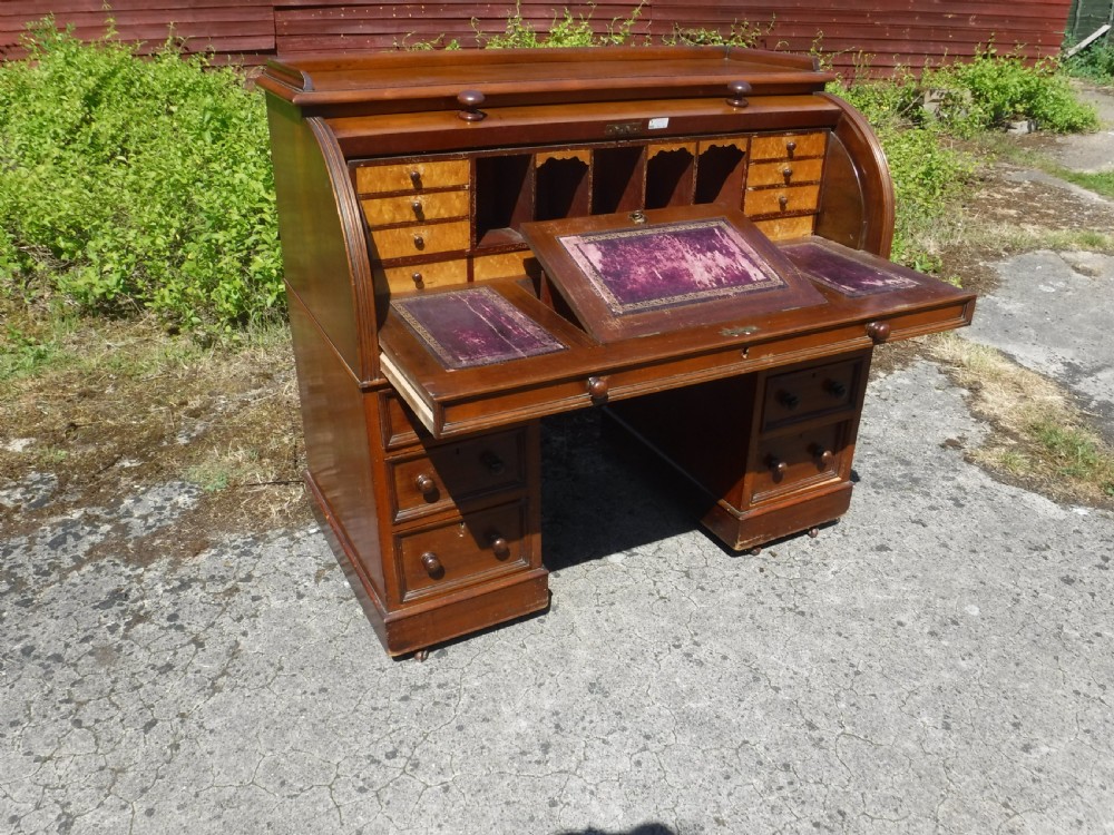 19th century roll top pedestal desk View VI