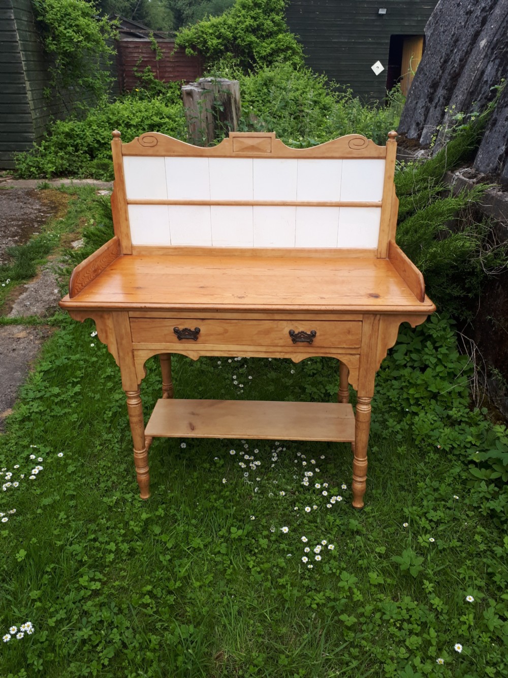 Neat late 19th century pine side table View II