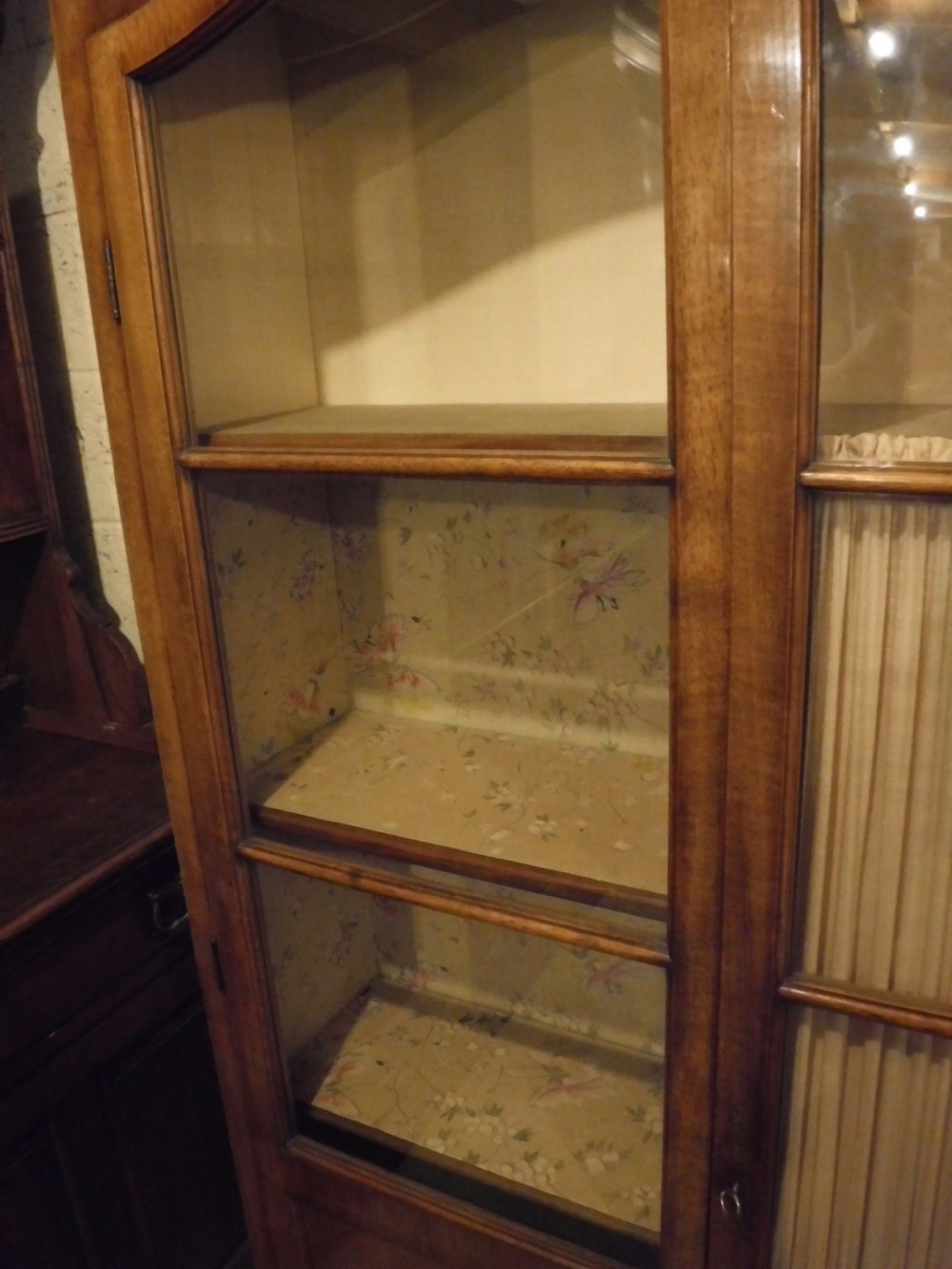 Early 20th century walnut 2 door cabinet View IV