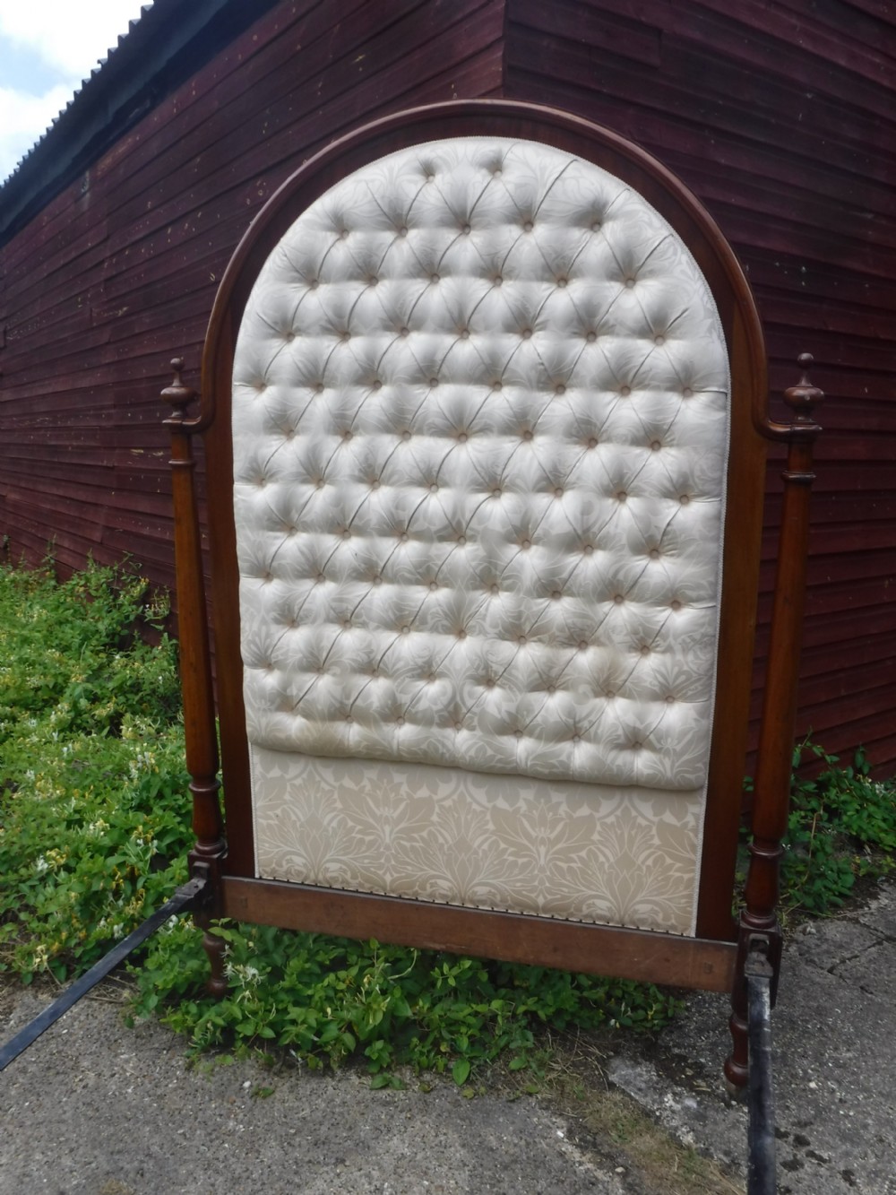 Victorian mahogany double bed View II