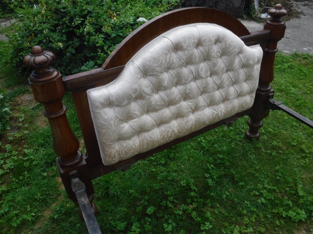 Victorian mahogany double bed View III