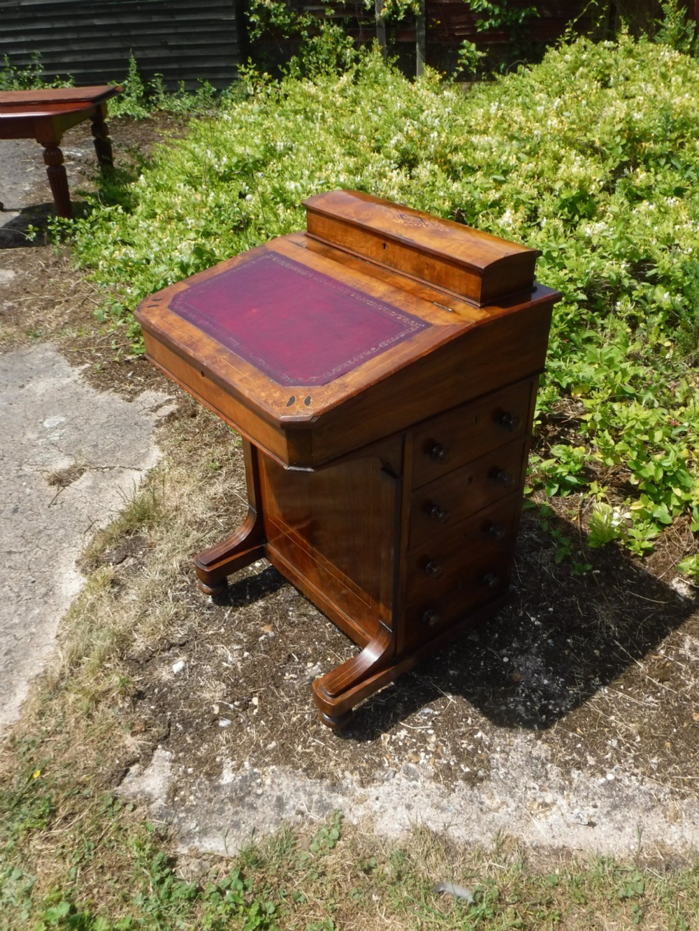 Victorian inlaid walnut 4 drawer davenport writing desk View IV