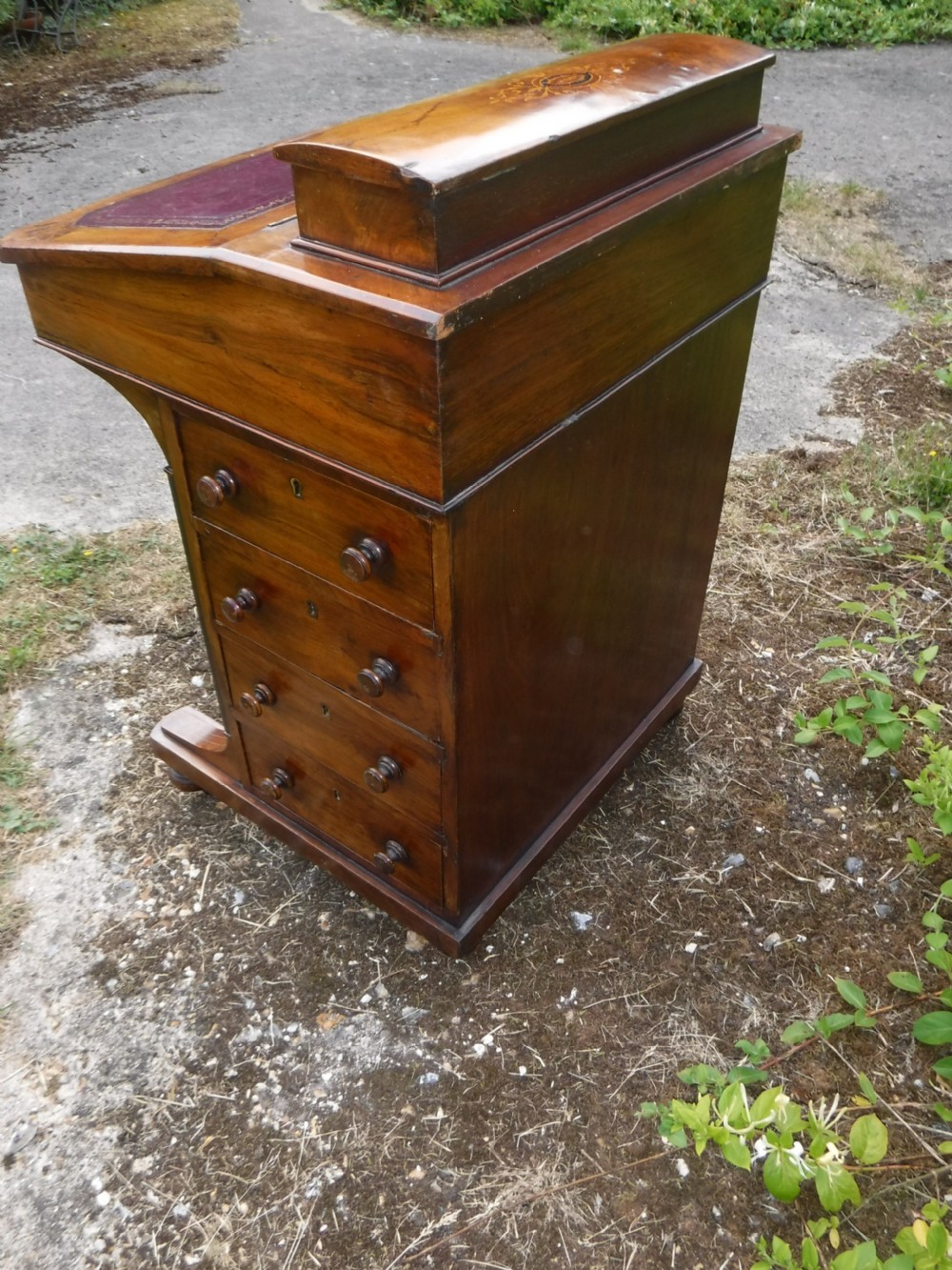 Victorian inlaid walnut 4 drawer davenport writing desk View V