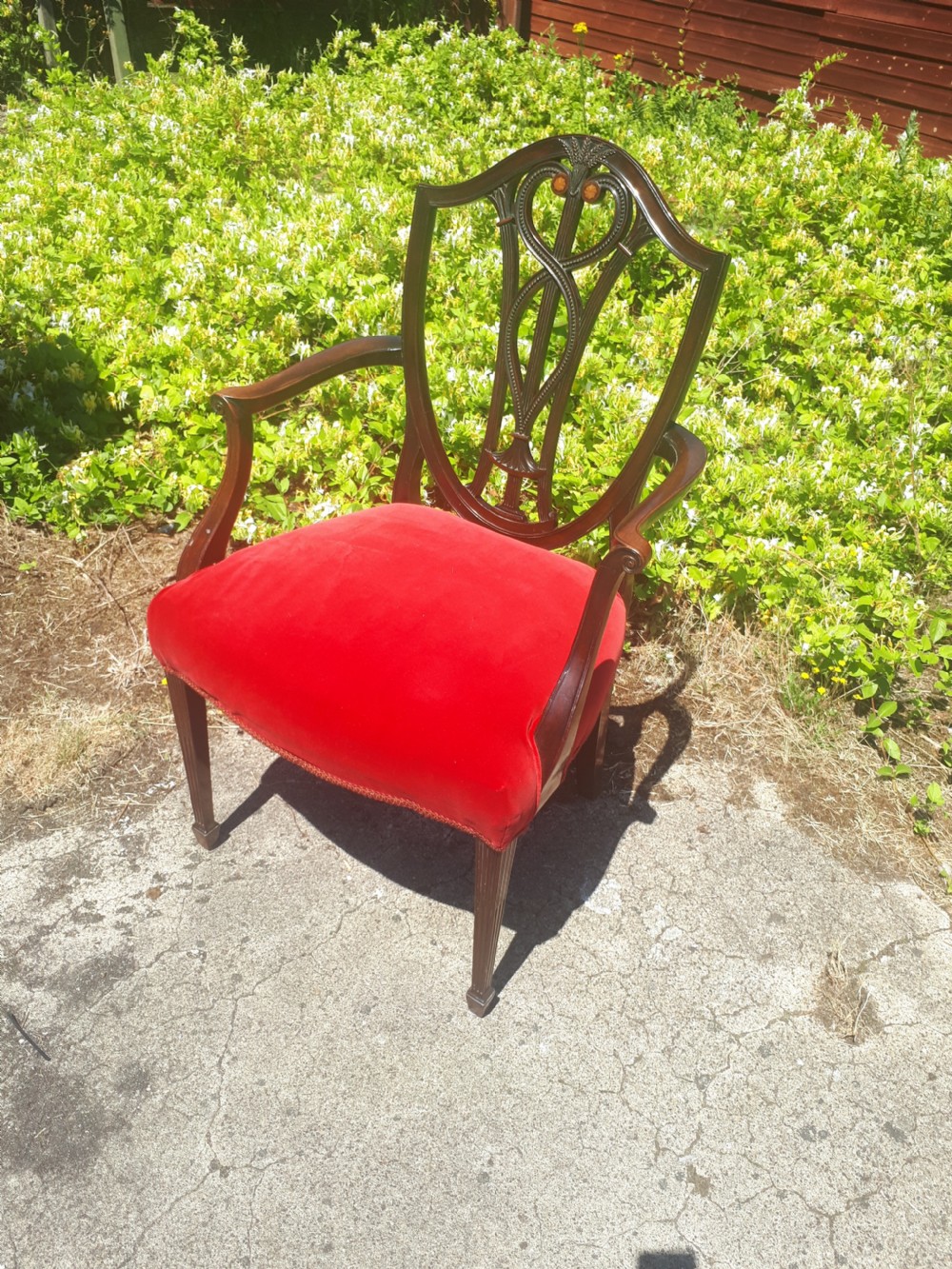 Good quality early 20th mahogany desk armchair