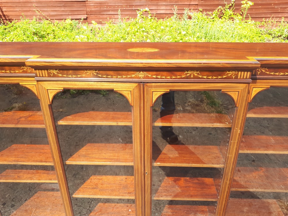 Good quality inlaid mahogany bookcase  View II