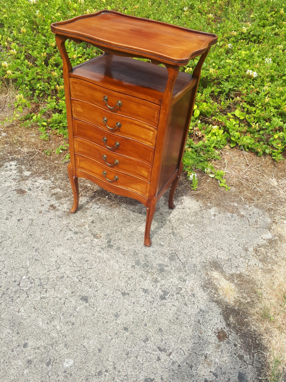 Edwardian inlaid mahogany music cabinet View V
