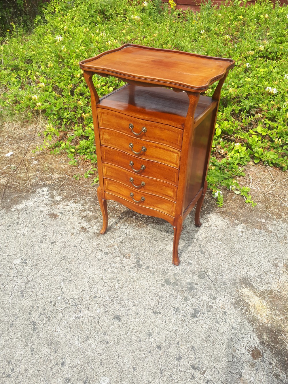 Edwardian inlaid mahogany music cabinet View VI