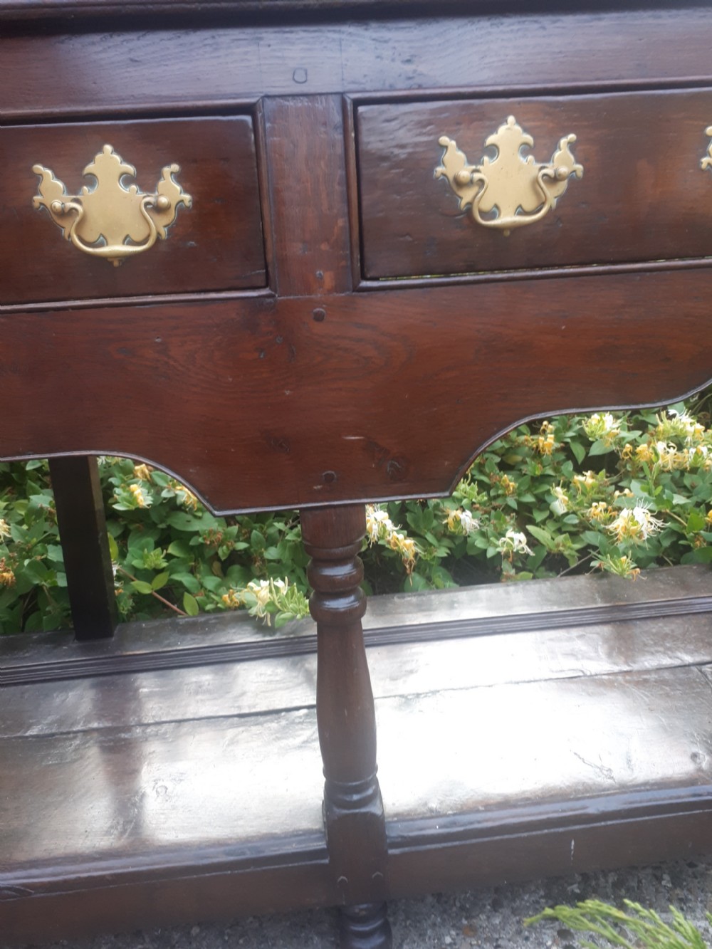 Late Georgian Welsh oak dresser View VIII
