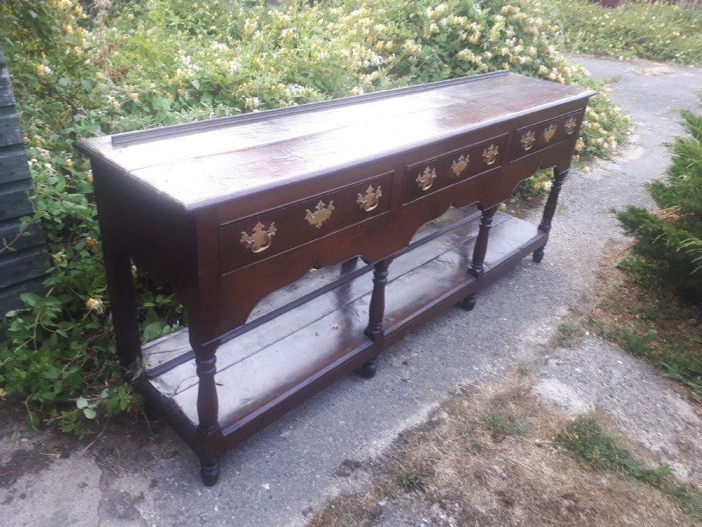Late Georgian Welsh oak dresser View X