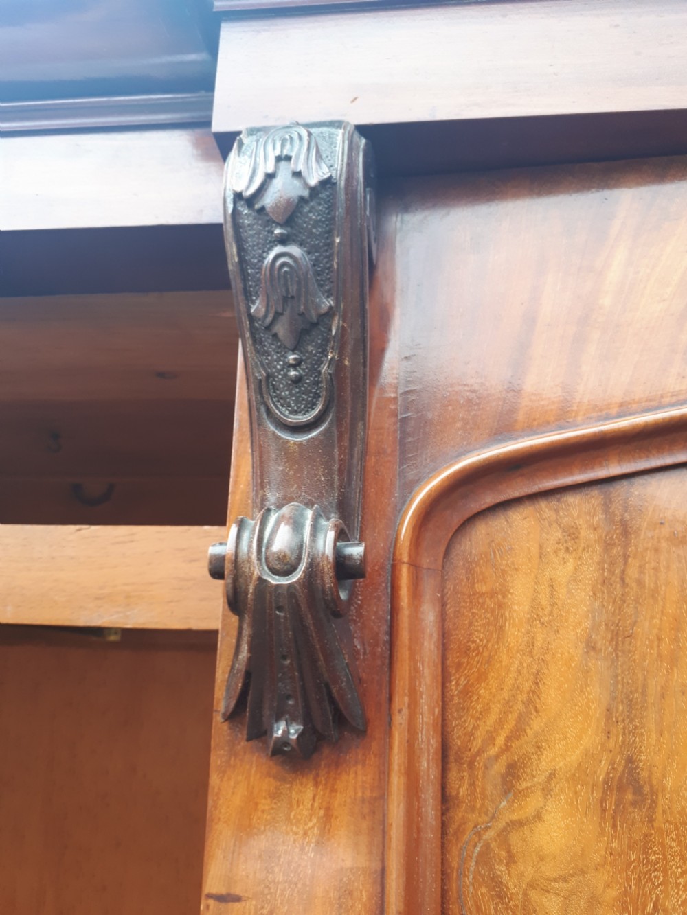 Mid 19th century  mahogany 4 door wardrobe View IX