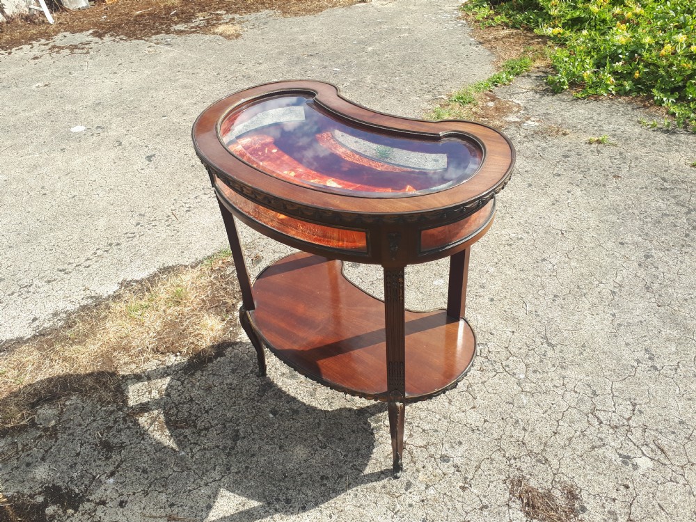 Good late 19th century bijoutiere gilt metal mounted display table View III