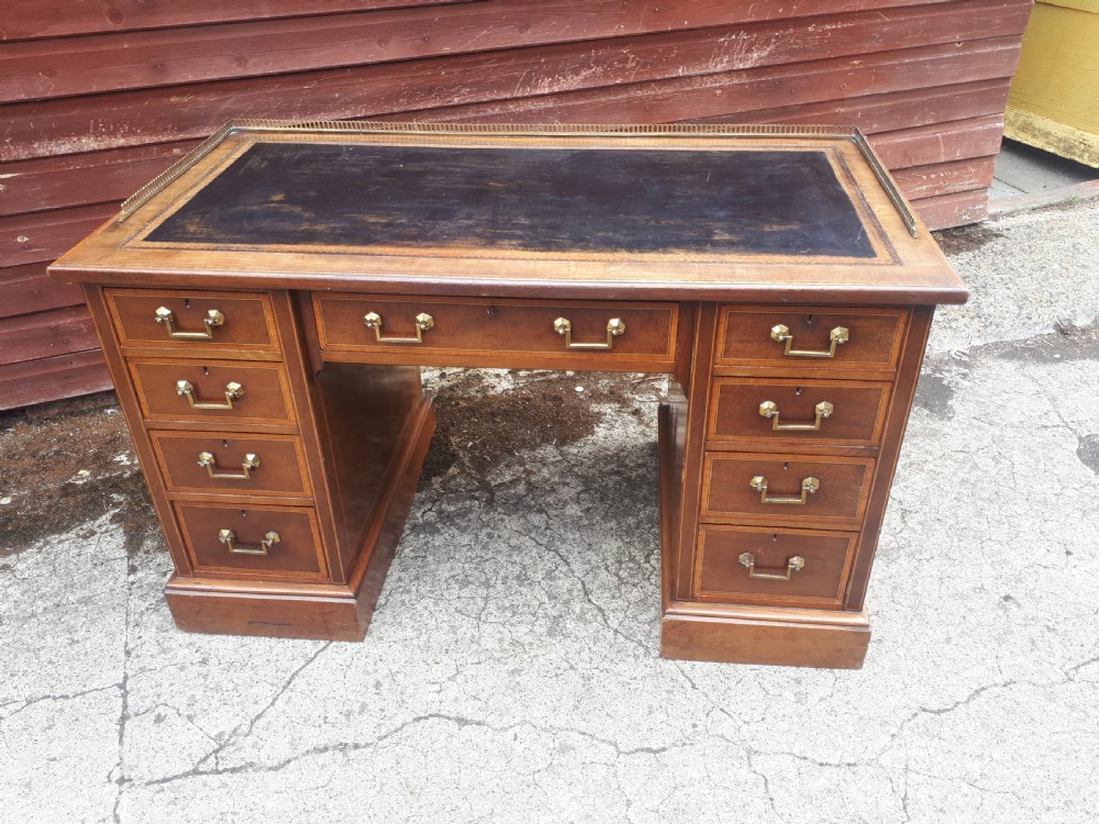 Edwardian inlaid mahogany kneehole desk View IV