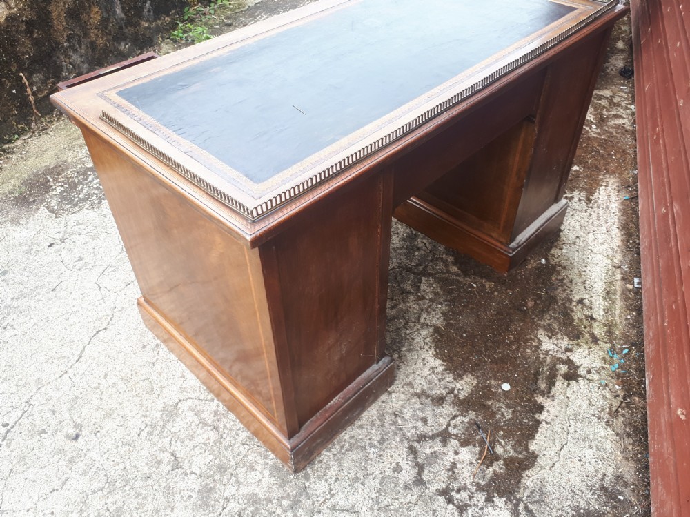 Edwardian inlaid mahogany kneehole desk View V