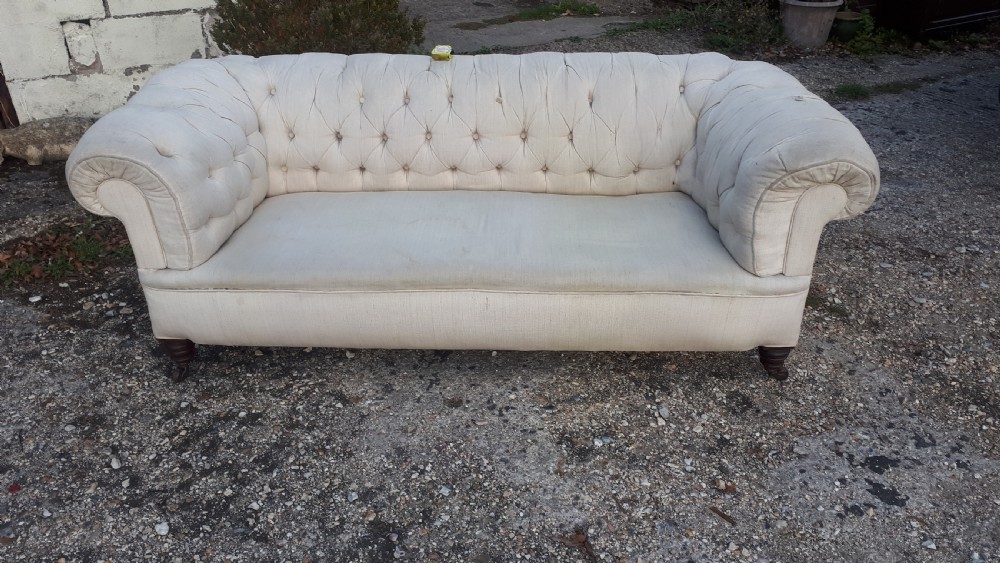 Victorian button back chesterfield sofa View II