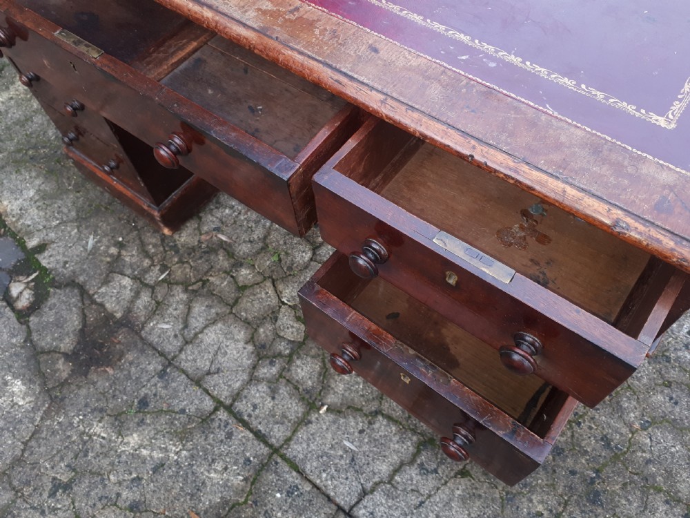 Mid 19th century mahogany kneehole pedestal desk  View III