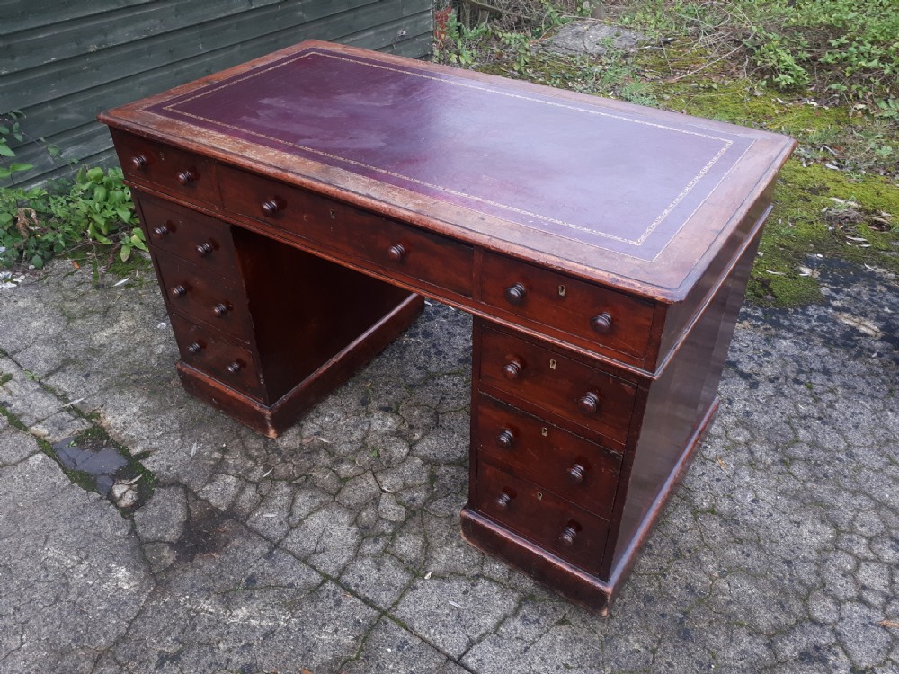 Mid 19th century mahogany kneehole pedestal desk  View IV