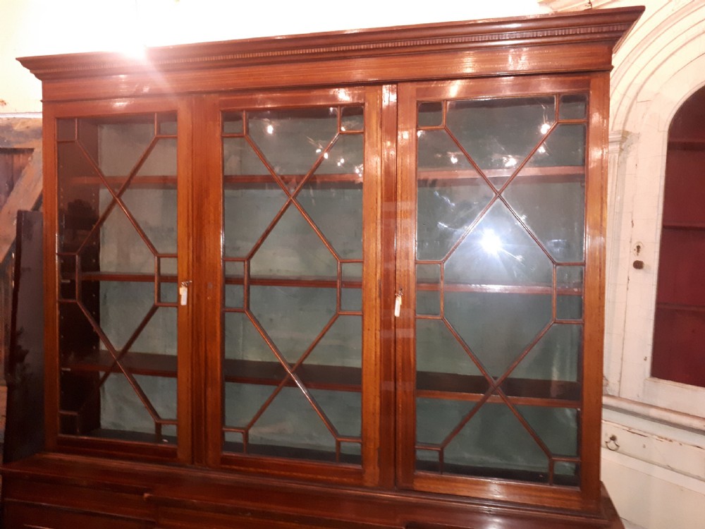 Edwardian inlaid mahogany breakfront bookcase.  View III