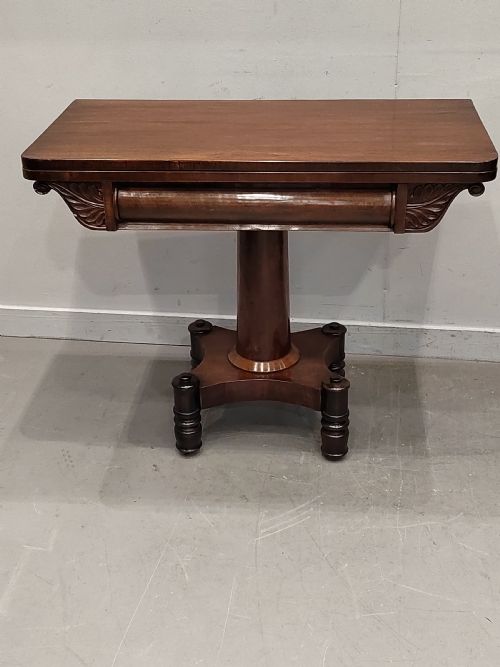 Georgian Mahogany Single Column Card Table 