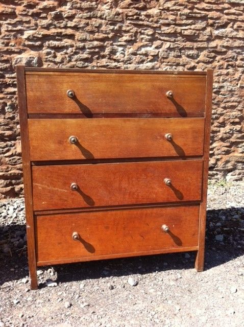 A Heal's Chest of Drawers