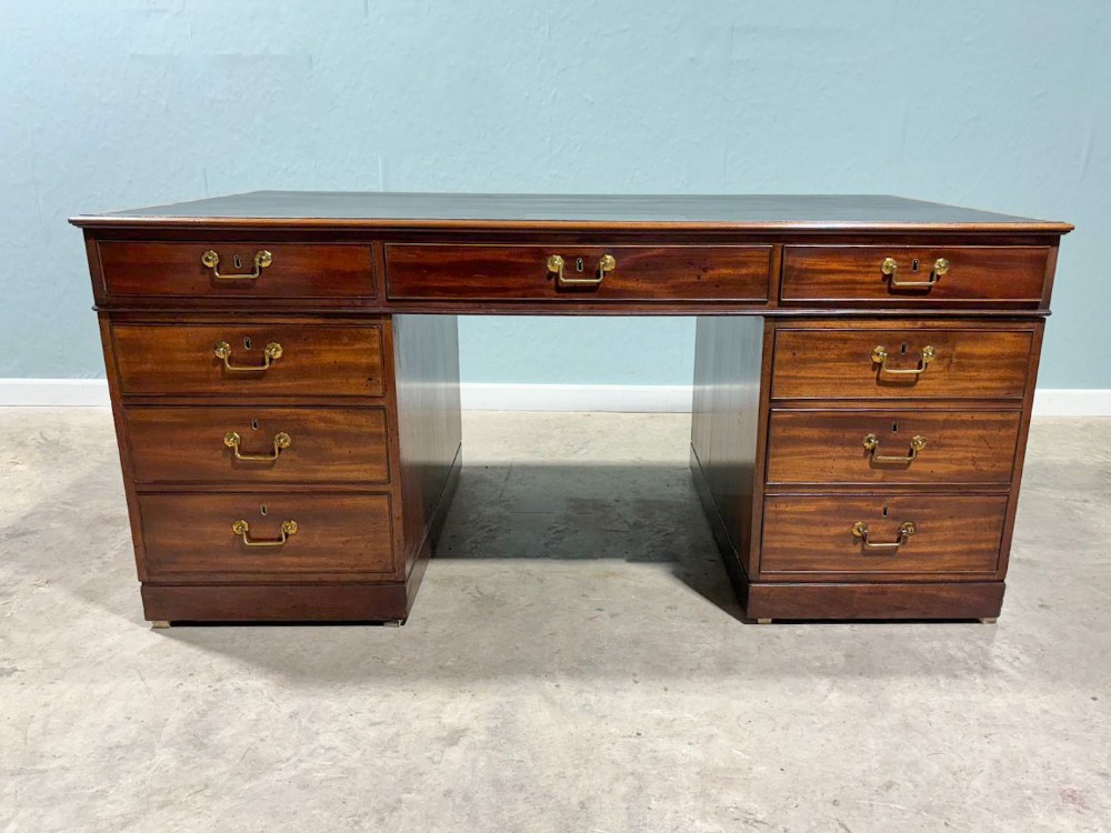 18th C Gillows Mahogany Partners Desk