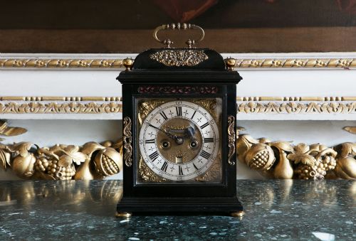 WILLIAM AND MARY EBONY VENEERED BRACKET CLOCK BY JOHNATHAN LOWNDE - ADDITIONAL PHOTO 3