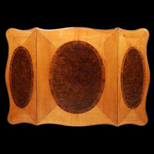 18TH CENTURY GEORGE III SATINWOOD AND POLLARD OAK PEMBROKE OCCASIONAL TABLE - ADDITIONAL PHOTO 6