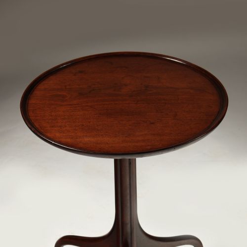 A GEORGE III MAHOGANY TRAY TOP TABLE - ADDITIONAL PHOTO 3