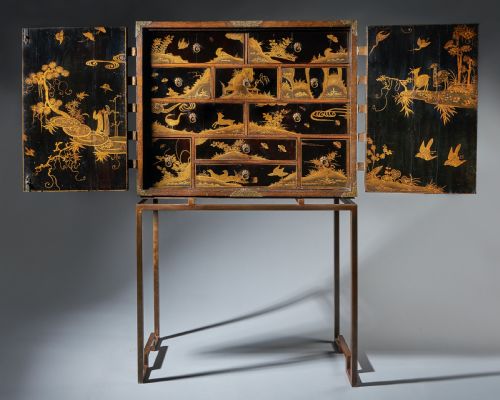 CHARLES II JAPANNED CABINET RAISED ON A CONTEMPORARY STAND - ADDITIONAL PHOTO 1