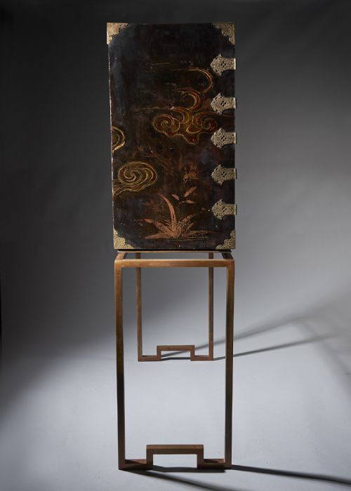 CHARLES II JAPANNED CABINET RAISED ON A CONTEMPORARY STAND - ADDITIONAL PHOTO 4
