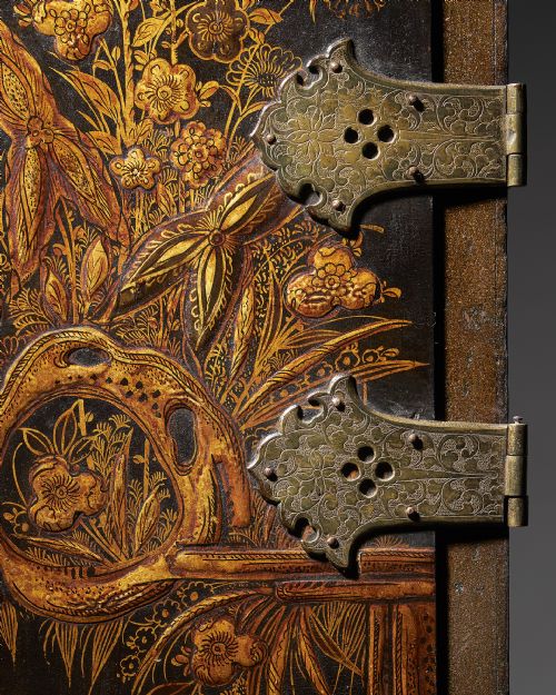 CHARLES II JAPANNED CABINET RAISED ON A CONTEMPORARY STAND - ADDITIONAL PHOTO 13