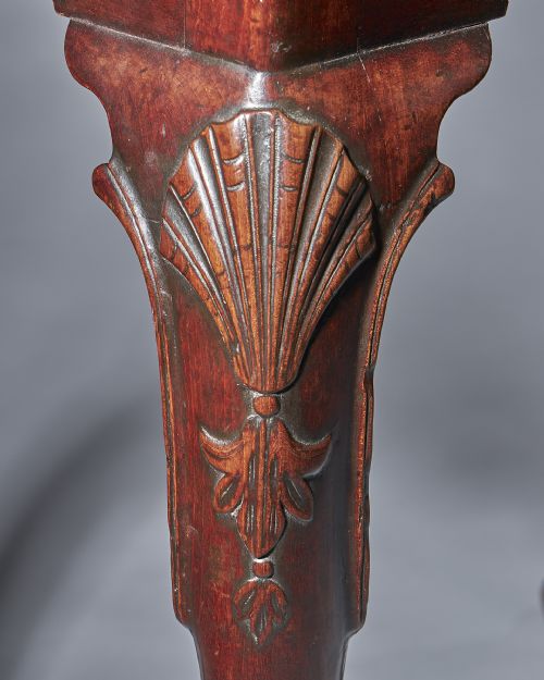 A DELIGHTFUL MID 18TH CENTURY IRISH MAHOGANY CONSOLE TABLE OF SMALL PROPORTIONS 29 CIRCA 17501760 - ADDITIONAL PHOTO 9
