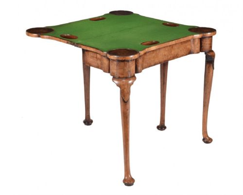 A FINE AND RARE QUEEN ANNE BURR AND HIGHLY FIGURED WALNUT CARD TABLE CIRCA 1710 ENGLAND - ADDITIONAL PHOTO 1