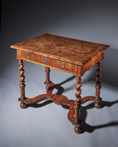 17TH CENTURY OLIVE OYSTER TABLE - ADDITIONAL PHOTO 2