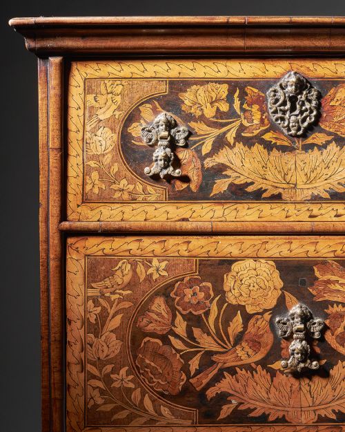 WILLIAM AND MARY MARQUETRY CHEST OF DRAWERS - ADDITIONAL PHOTO 5