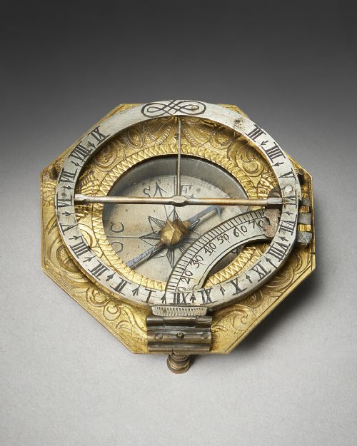 18TH CENTURY GERMAN EQUINOCTIAL POCKET SUNDIAL AND COMPASS BY LUDWIG THEODOR - ADDITIONAL PHOTO 2