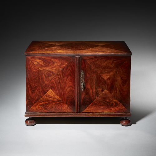EXTREMELY RARE AND FINE MINIATURE KINGWOOD TABLE CABINET FROM THE REIGN OF CHARLES - ADDITIONAL PHOTO 1